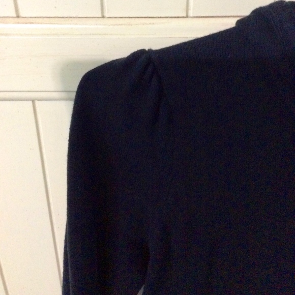 FREE W/ $10+ Purchase: Wet Seal Black Sweatshirt - Picture 7 of 7